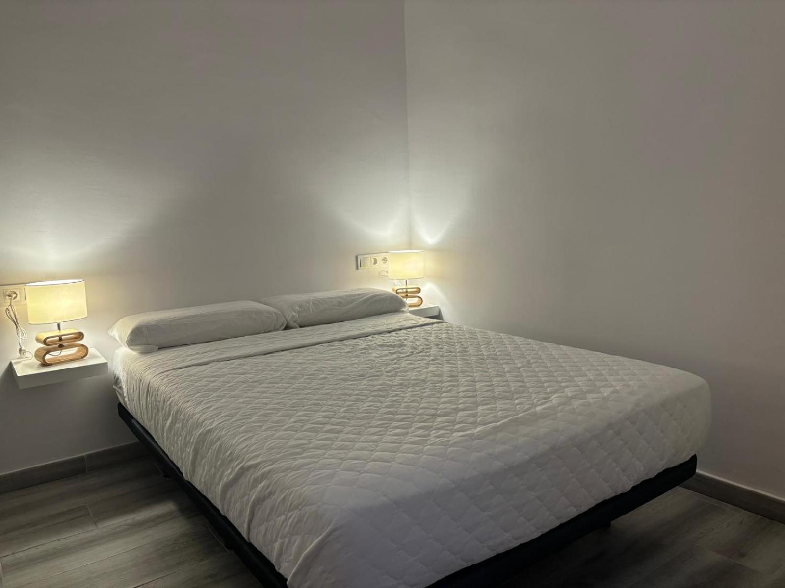 Alojamiento Canaima Malaga Exterior photo